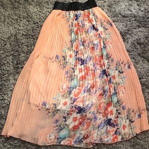 Flowing Pink Pleated Maxi Skirt 💕